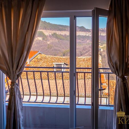 Hotel Kiev Veliko Tŭrnovo Exterior foto