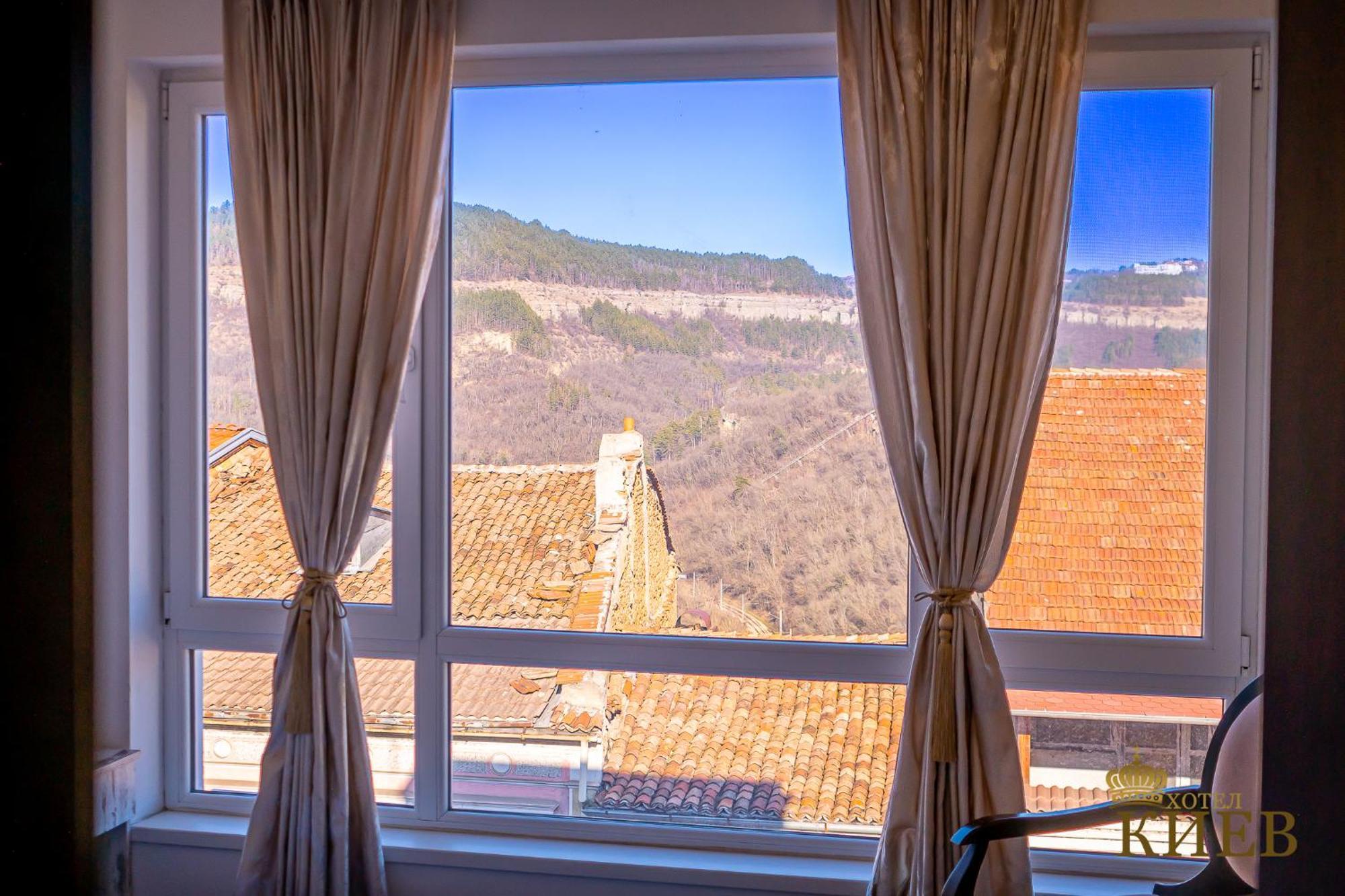 Hotel Kiev Veliko Tŭrnovo Exterior foto