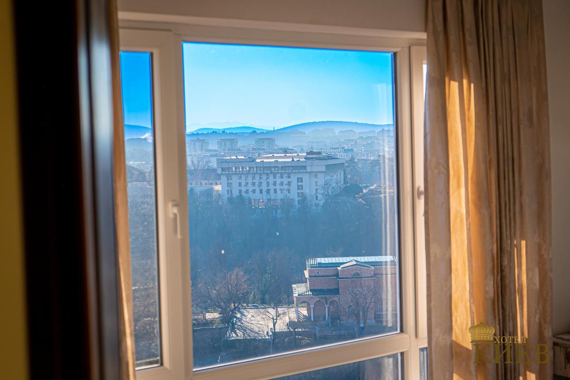 Hotel Kiev Veliko Tŭrnovo Exterior foto